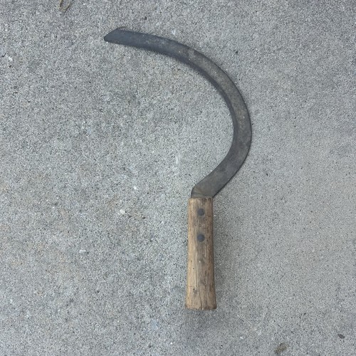 Antique hand scythe - 16”,