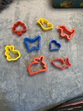 Set Of 8 Pastry / Biscuit / Playdoh Cutters Animal Themed Shapes