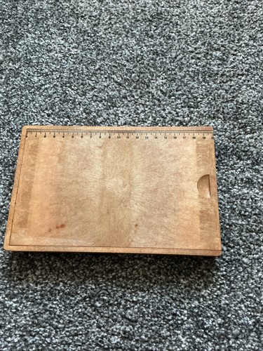 Vintage wooden pencil case - wooden,