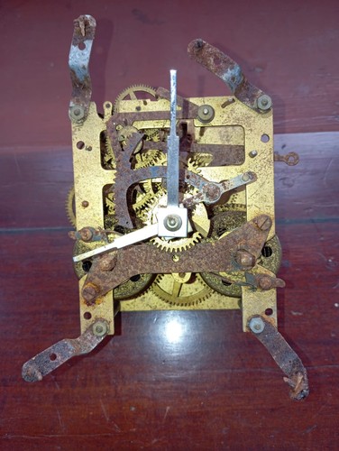 Vintage 1930 haller - haller, clock