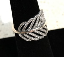 Pandora Light As A Feather