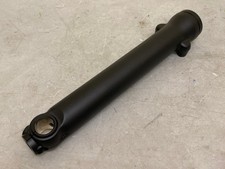 Genuine Triumph Street Scrambler & Twin RIGHT Fork Leg Casting T2042718 RRP £485