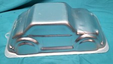 Wilton 2001 Aluminum Car Cake Pan 3-D Cruiser Car Coupe Automobile 21052043