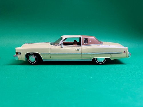 Cadillac eldorado diecast - 1:18,