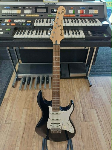 Yamaha pacifica pac012 - pacifica,