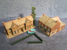 JOBLOT OO RAILWAY BUILDINGS ~ SuperQuick Corner Shop + Terrace Houses -card,sp.C