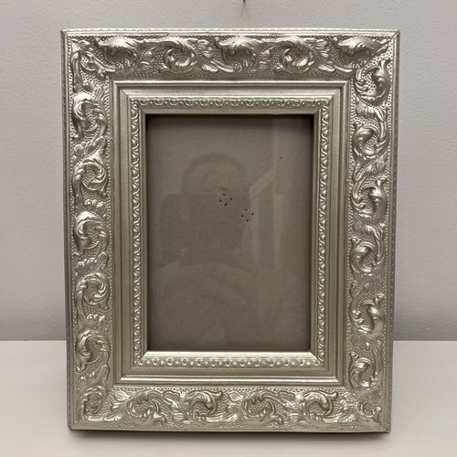 Silver rococo design photo - design,