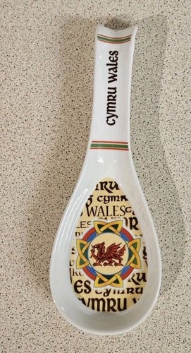 Lovely ceramic spoon shaped - ceramic,