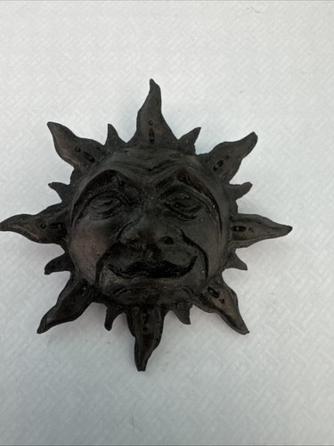 Vintage sun face brooch - sun,