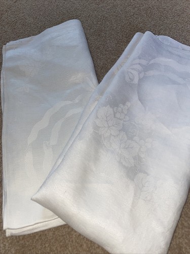 Silky white sateen embossed - silky,