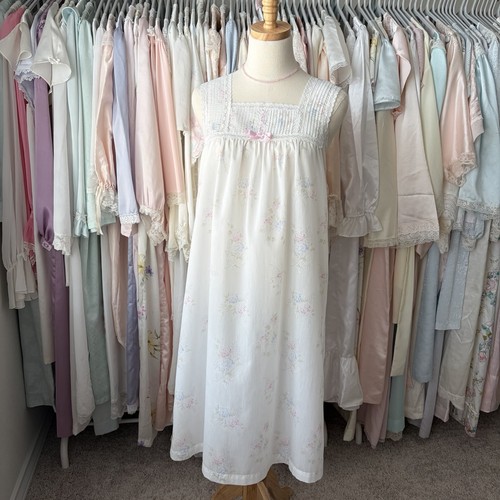 Vintage barbizon floral - vintage,