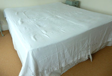 Vintage white linen flat - white,