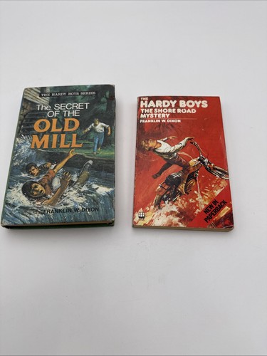 Vintage hardy boys books 2 - hardy, x