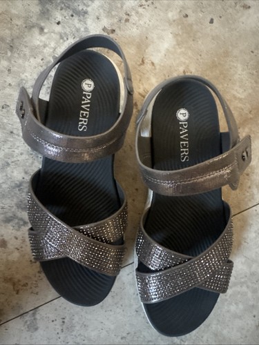 New pavers size sandals - new,