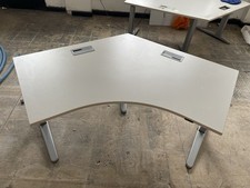 Steelcase Crescent Height Adjustable Office Desk Advanced Workstation Elevation