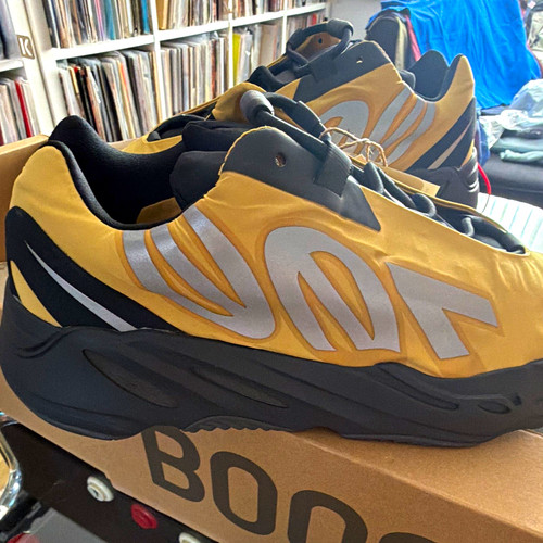 Adidas yeezy boost 700 mnvn - yeezy,