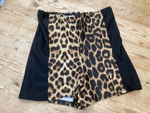 Age size leopard skin - size,