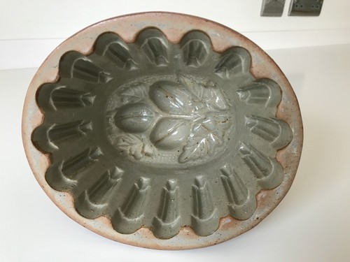 Vintage stoneware jelly mould - vintage,