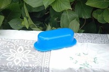 TUPPERWARE OPEN HOUSE  BUTTER DISH BRILLIANT BLUE