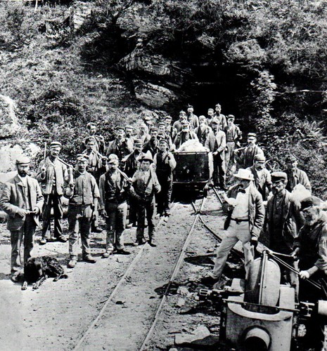 Welsh gold miners - welsh, at