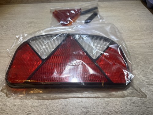 Rear trailer light lens - rear,