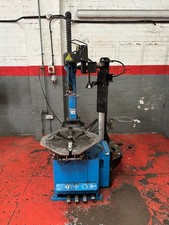RAVAGLIOLI TYRE MACHINE AND WHEEL BALANCER