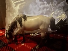 BREYER PREMIER CLUB STABLEMATE