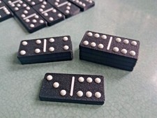 Easy to See Tactile Dominoes