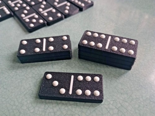 Easy see tactile dominoes - easy,