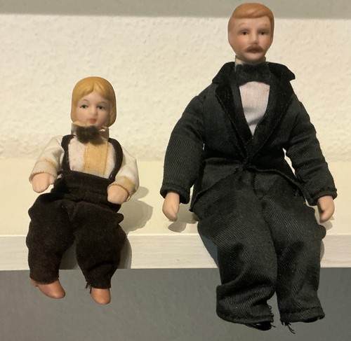 12th scale dolls house - 1/12th,
