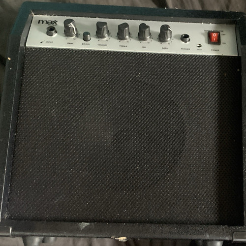 Max music 30w solid - 30w, state