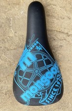 VINTAGE MID SCHOOL MONGOOSE VELO BMX SADDLE IN  BLACK