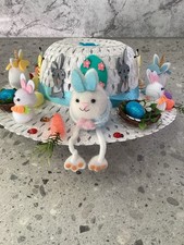 White Easter Bonnet Features