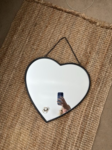 Black framed heart - framed, shaped