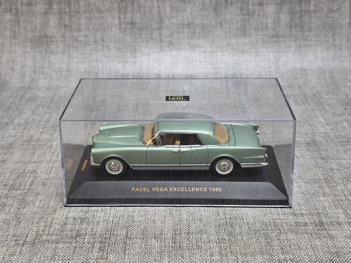 Ixo museum facel vega - ixo,