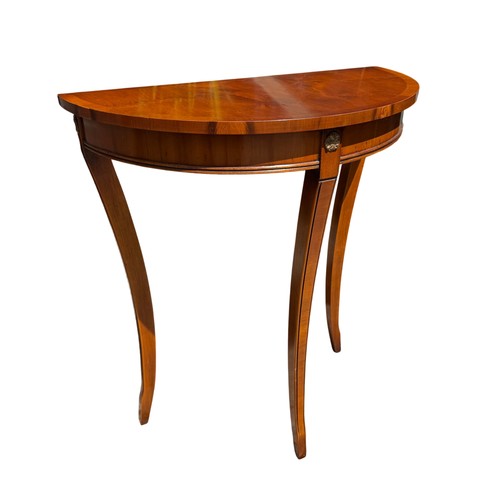 Mahogany demi lune - mahogany, demi‑lune