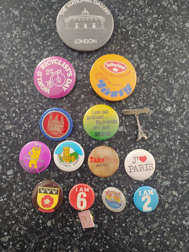 Job lot pin badges - pin,