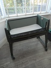 SnuzPod Studio Bedside Crib - Berlin Green