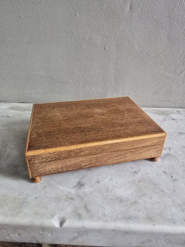 Music box vintage handmade - box,