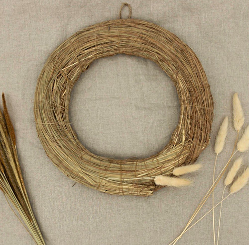 Natural straw wreath ring form - wreath/ring,