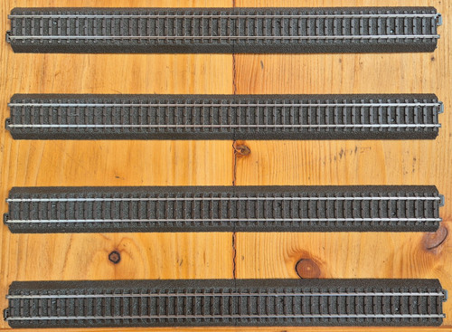 Four new 24360 märklin - four,