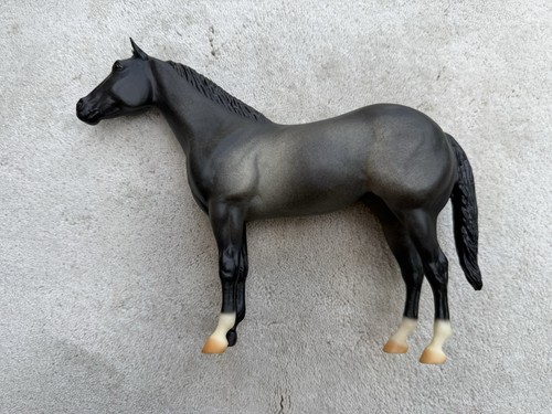 Retired breyer ideal american - retired,