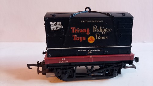 Triang hornby r561 flat - triang,