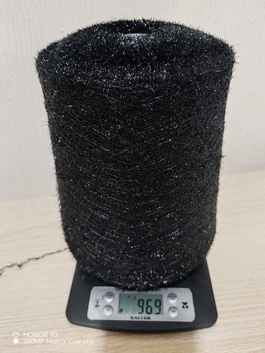 Sparkling eyelashes yarn - ,
