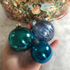 3 GLASS VINTAGE OLD BLUE