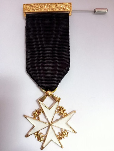 Masonic knight malta jewel - of,