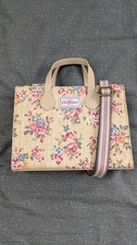 BNWOT CREAM FLOWERED CATH KIDSTON BOX CROSS BODY BAG WITH SHIRT HANDLES