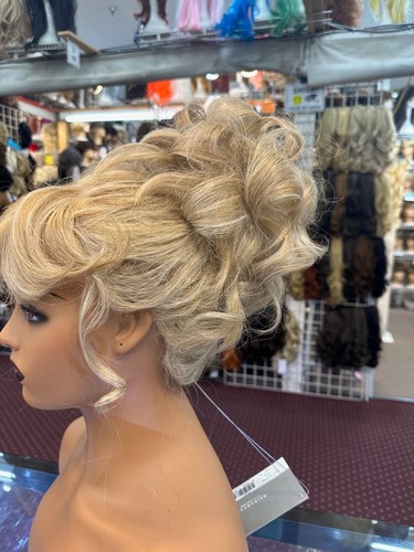 Sin city wigs lovely lace - lovely,