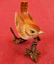 ALBANY WORCESTER Miniature Porcelain WREN on Bronze Branch Sculpture Figurine