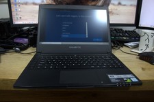 gigabyte aero 14 laptop RTX 1060 i7 processor